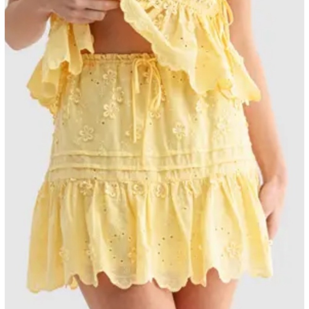 All in Favor NWT Eyelet Mini Skirt Tiered Yellow S Boho Cottage